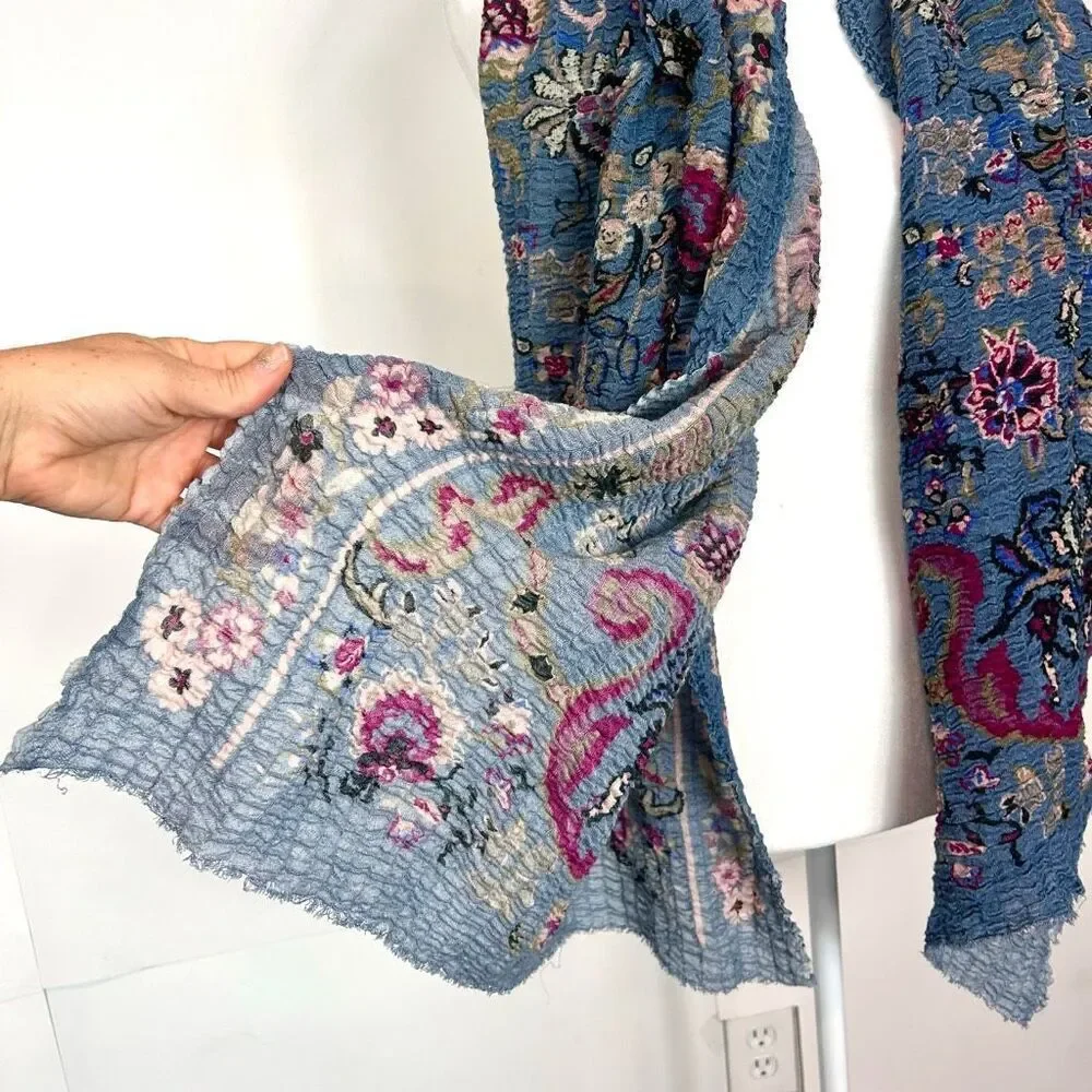 Wrap Scarf Womens One Size Blue Red Wool Blend Floral Print Crinkled Stretch